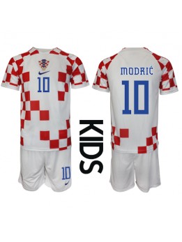 Billige Kroatia Luka Modric #10 Hjemmedraktsett Barn VM 2022 Kortermet (+ Korte bukser)